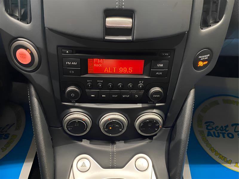 Used 2017 Nissan 370Z Coupe image 12