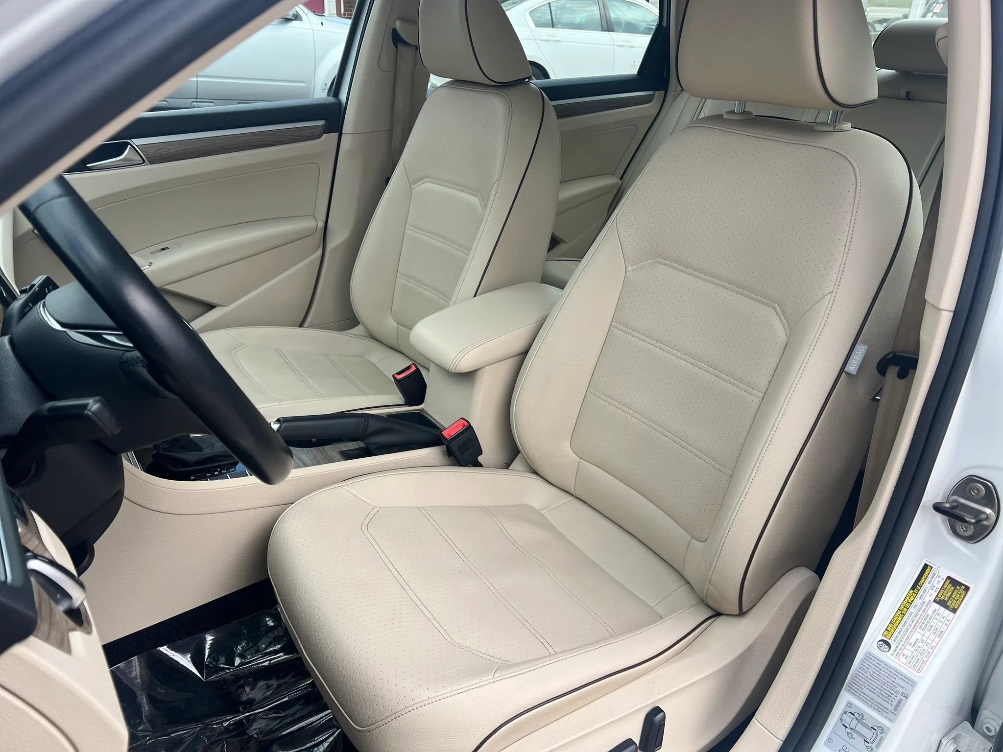 Used 2017 Volkswagen Passat 1.8T SE image 18