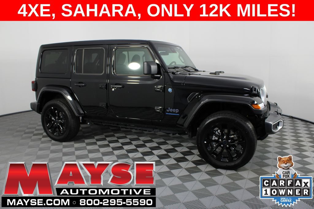 Used 2025 Jeep Wrangler Unlimited Sahara w/ Safety Group AWD/4WD image 1