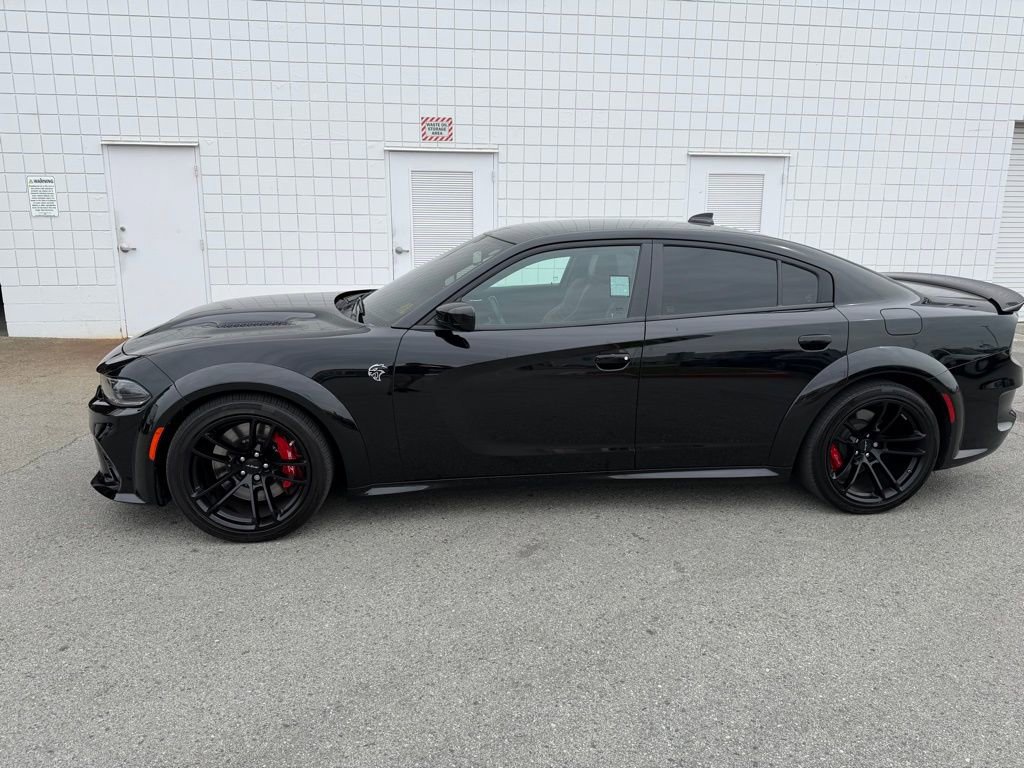 Used 2022 Dodge Charger SRT Hellcat w/ Harman/Kardon Audio Group image 3