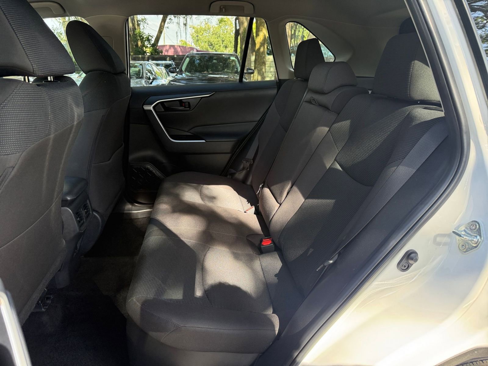 Used 2025 Toyota RAV4 LE image 33