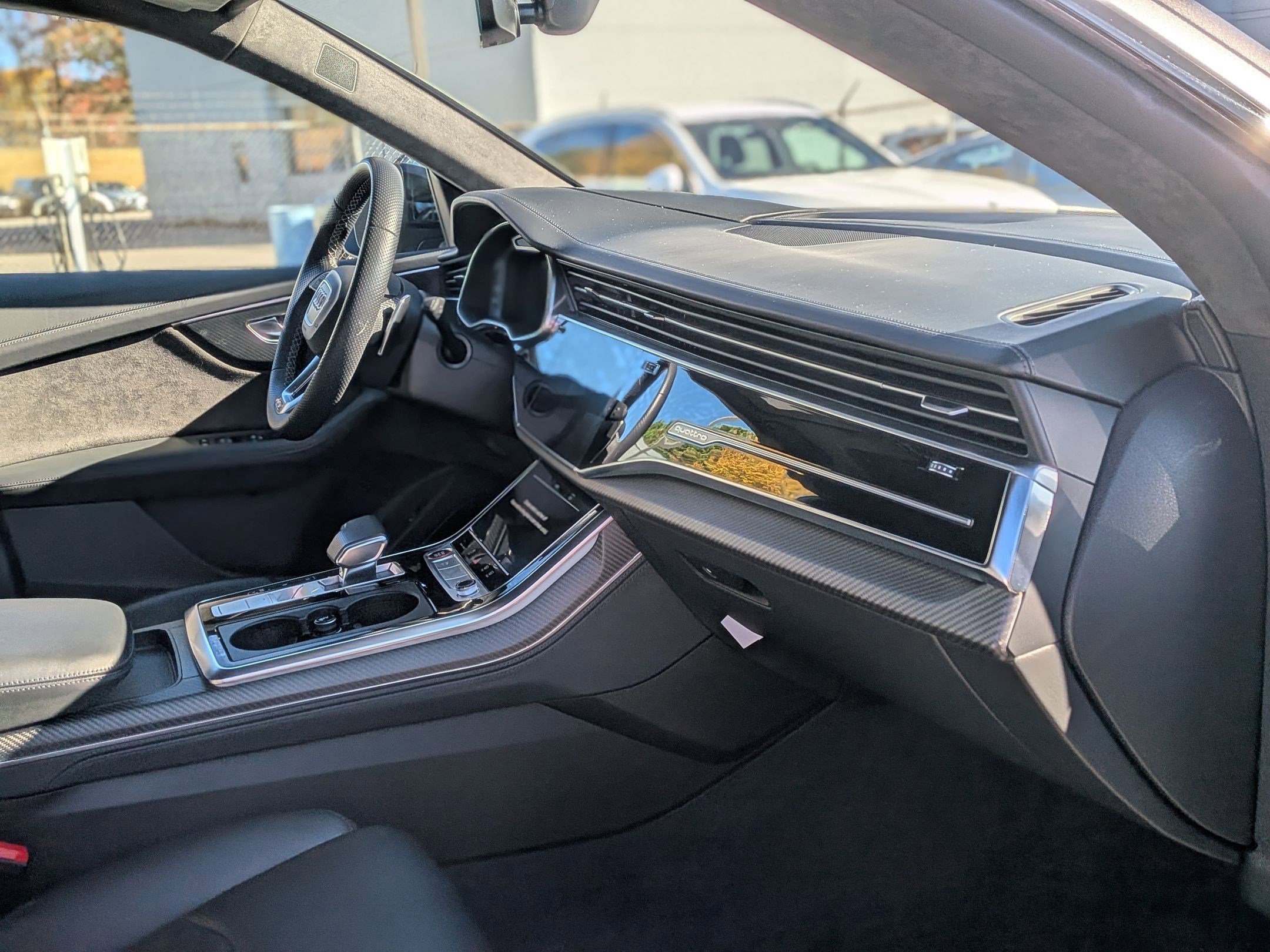 Used 2022 Audi RS Q8 image 42