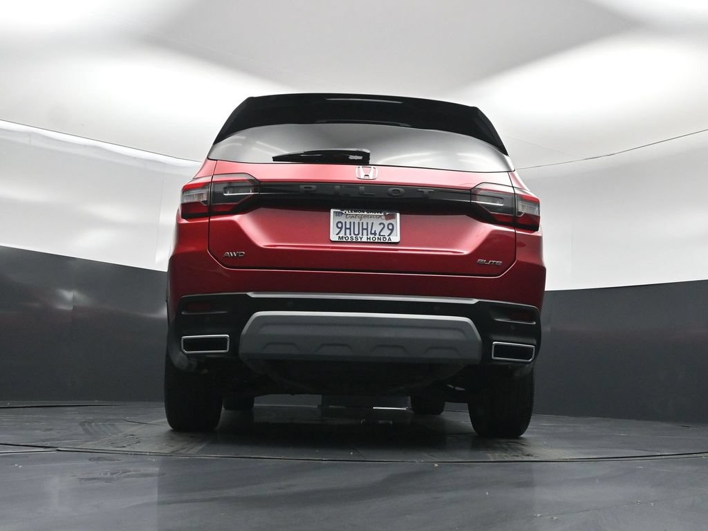 Used 2023 Honda Pilot Elite image 44