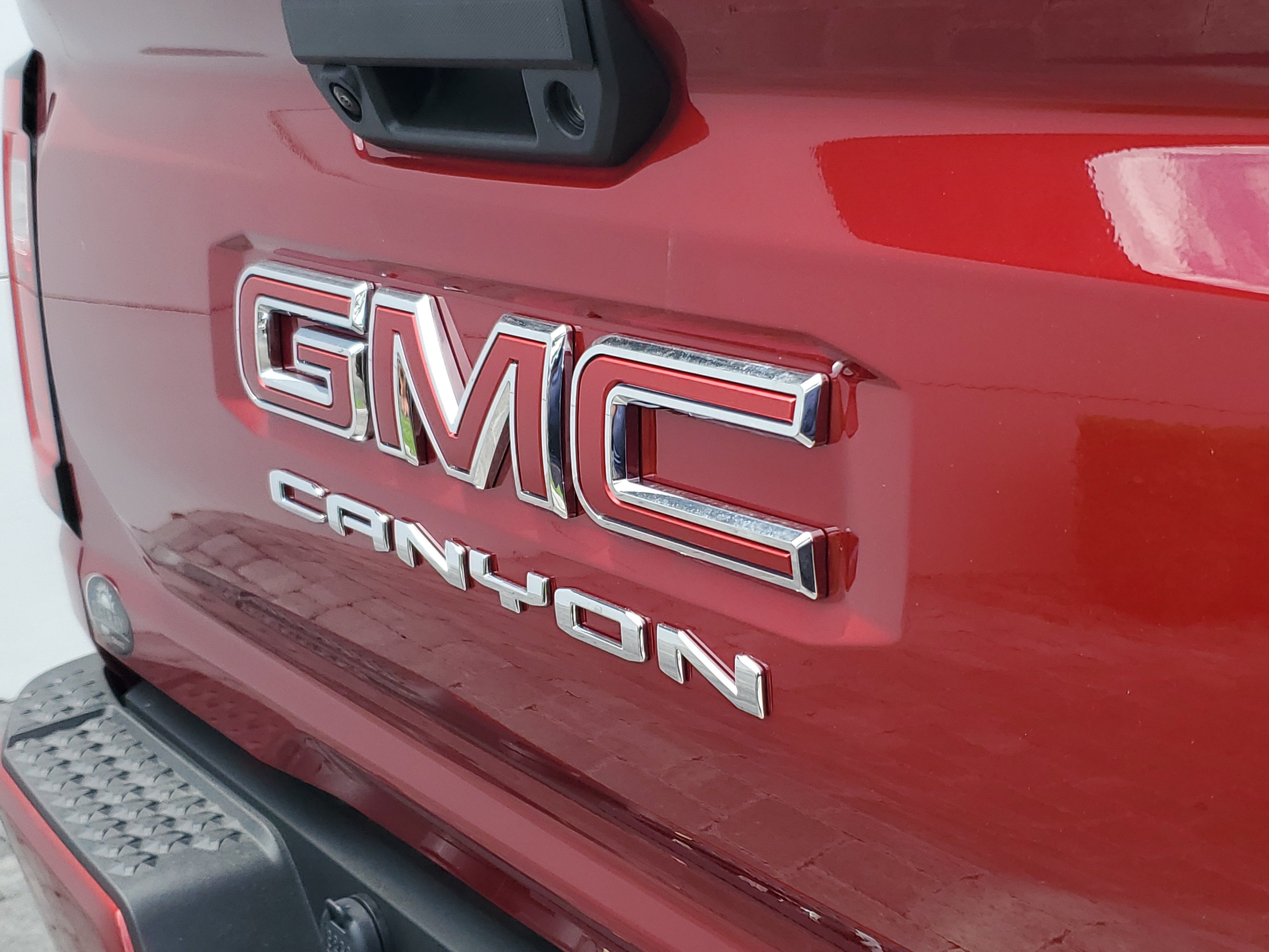 New 2026 GMC Canyon Elevation w/ Convenience Package RWD image 9