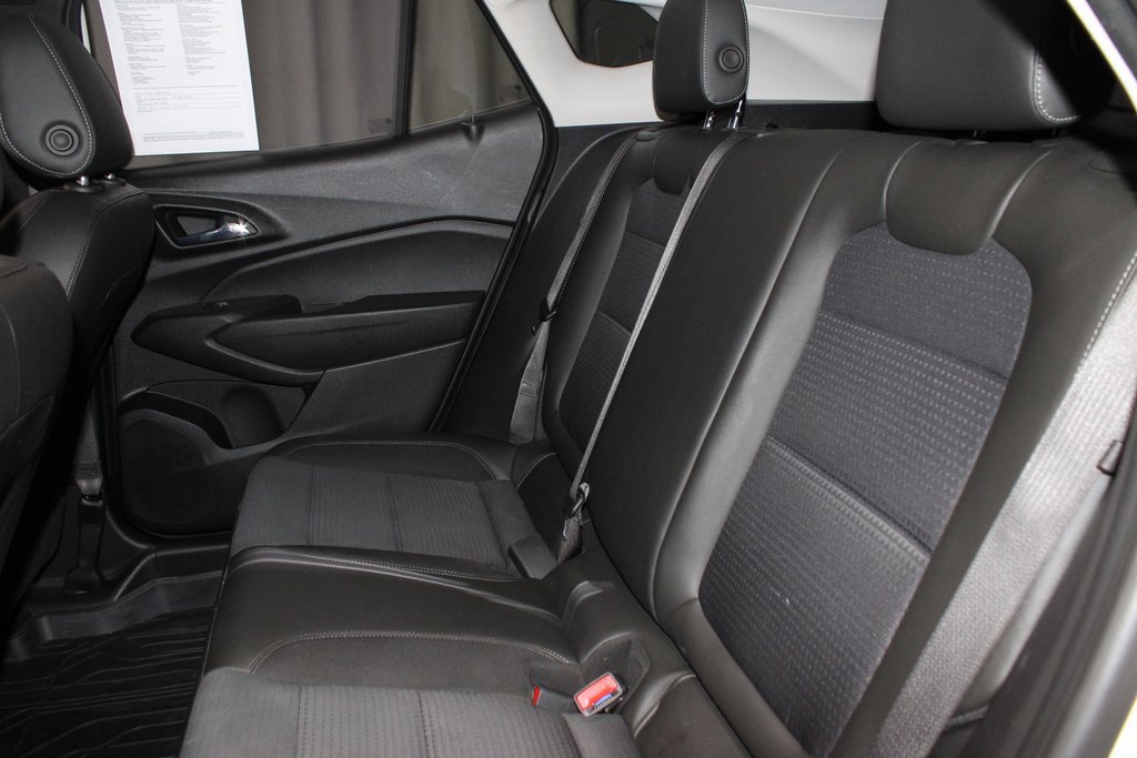 Used 2024 Chevrolet Trax LT w/ Driver Confidence Package image 21