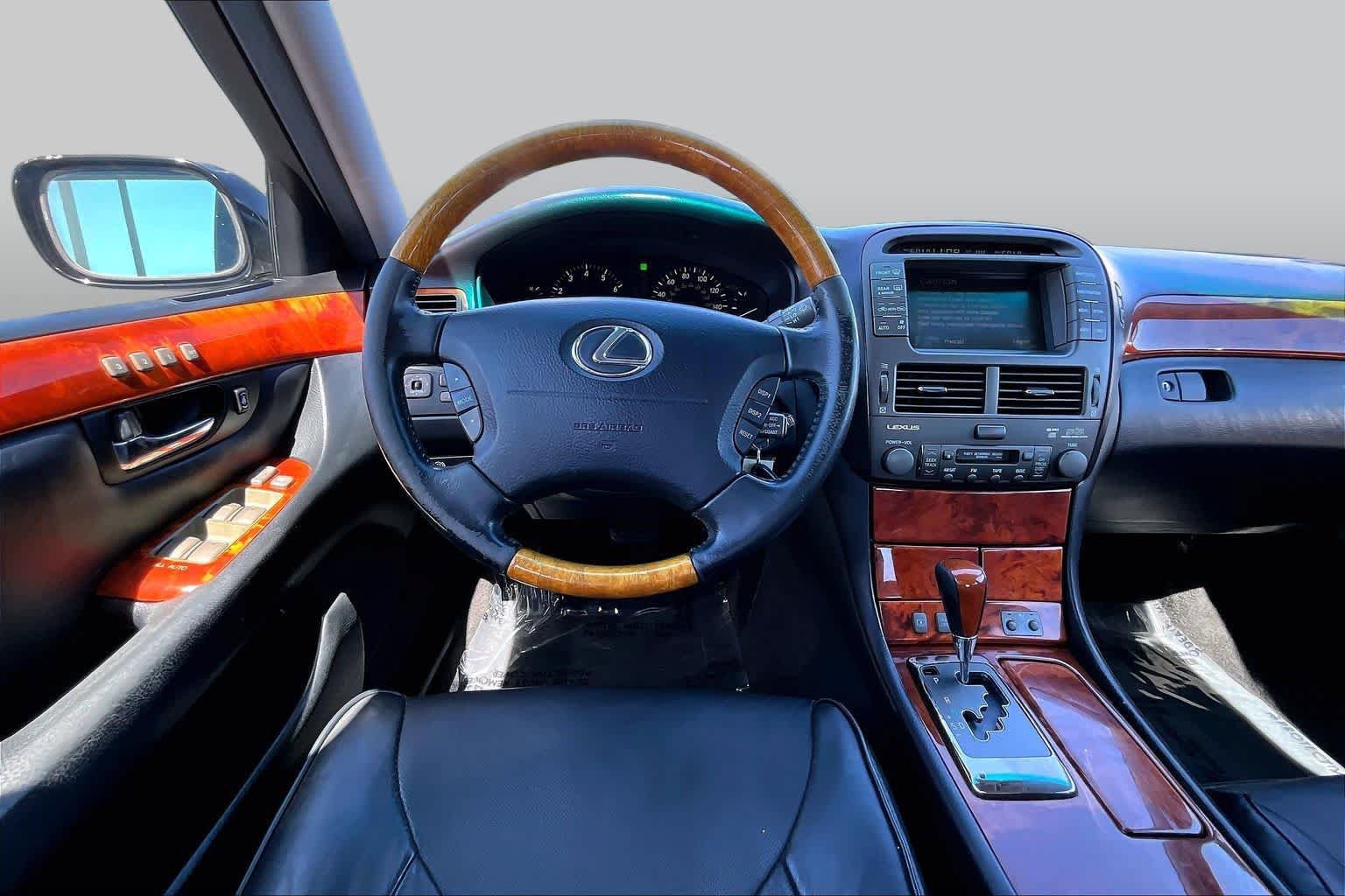 Used 2004 Lexus LS 430 RWD image 5