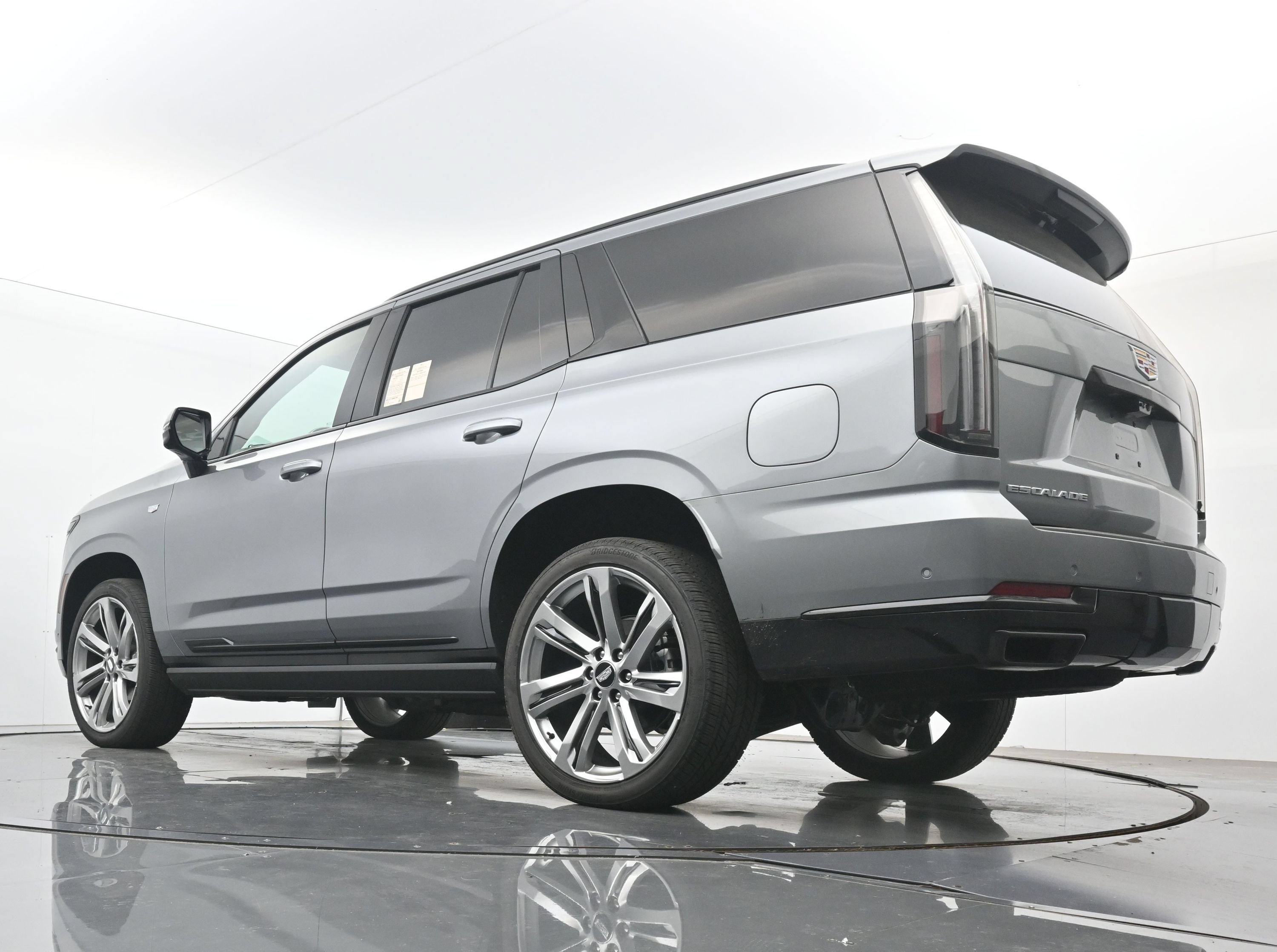 New 2026 Cadillac Escalade Platinum Sport AWD/4WD image 17