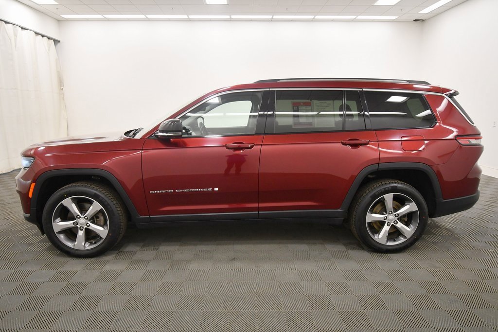 Used 2021 Jeep Grand Cherokee L Limited w/ Luxury Tech Group II image 4