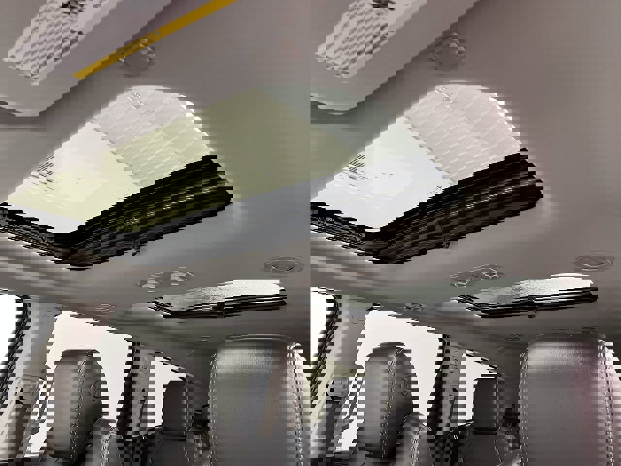 Used 2016 Chevrolet Traverse LT image 6