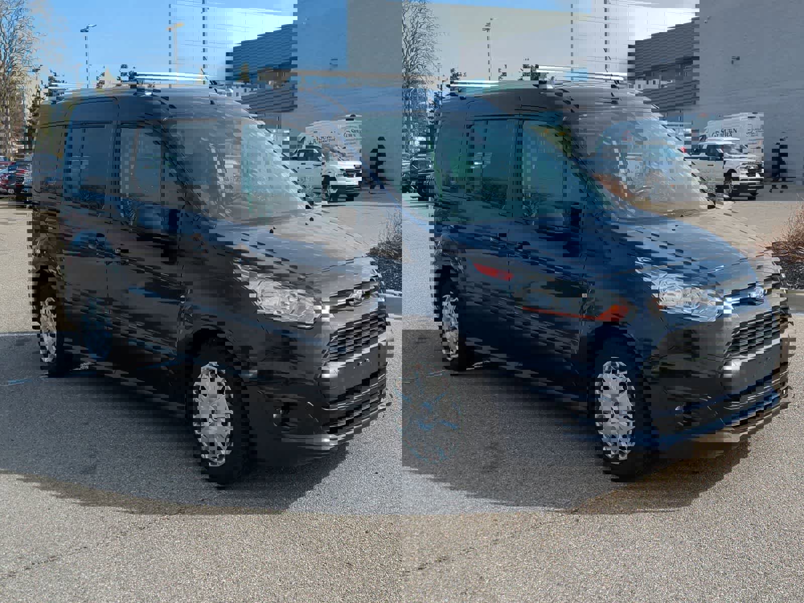 Used 2018 Ford Transit Connect XLT image 2