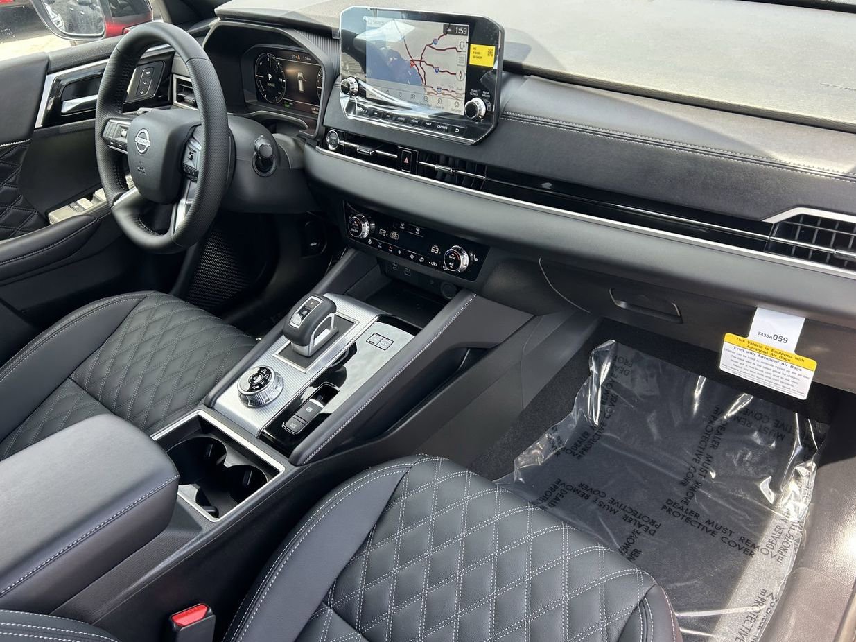 New 2026 Nissan Rogue Platinum image 12