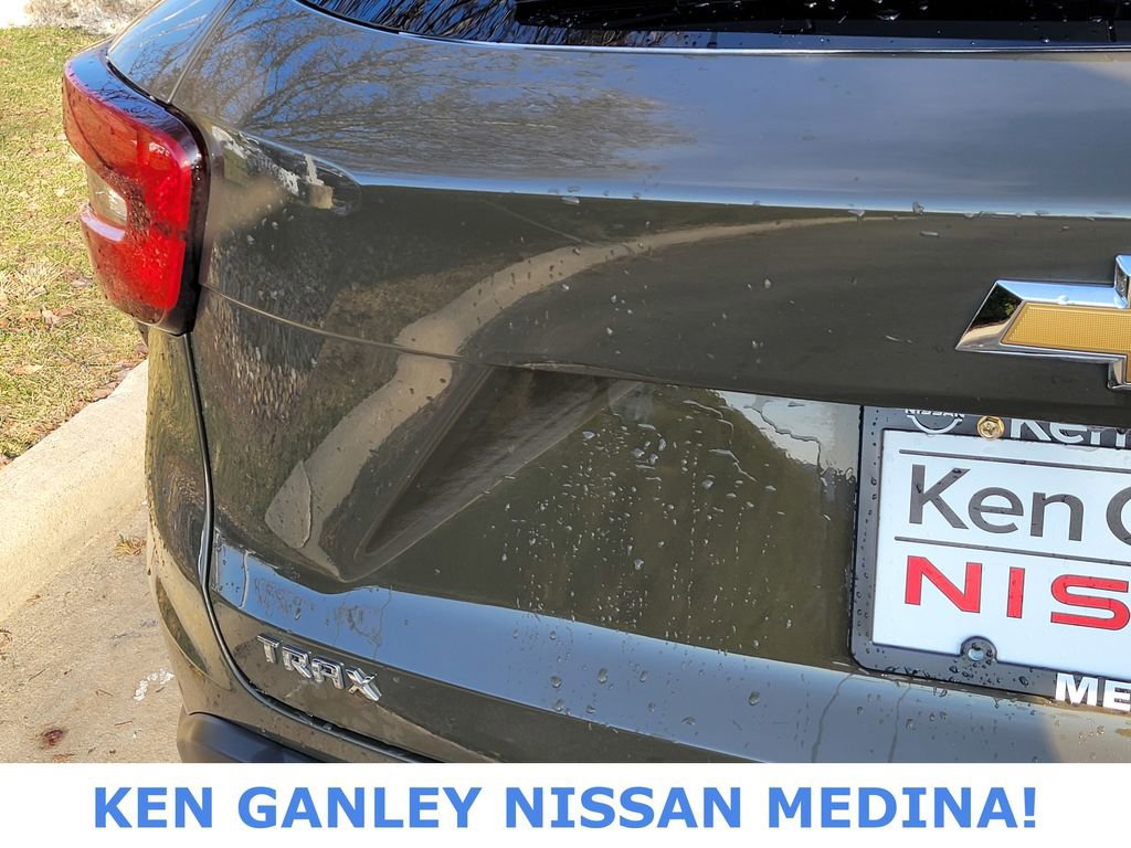 Used 2024 Chevrolet Trax LT image 16