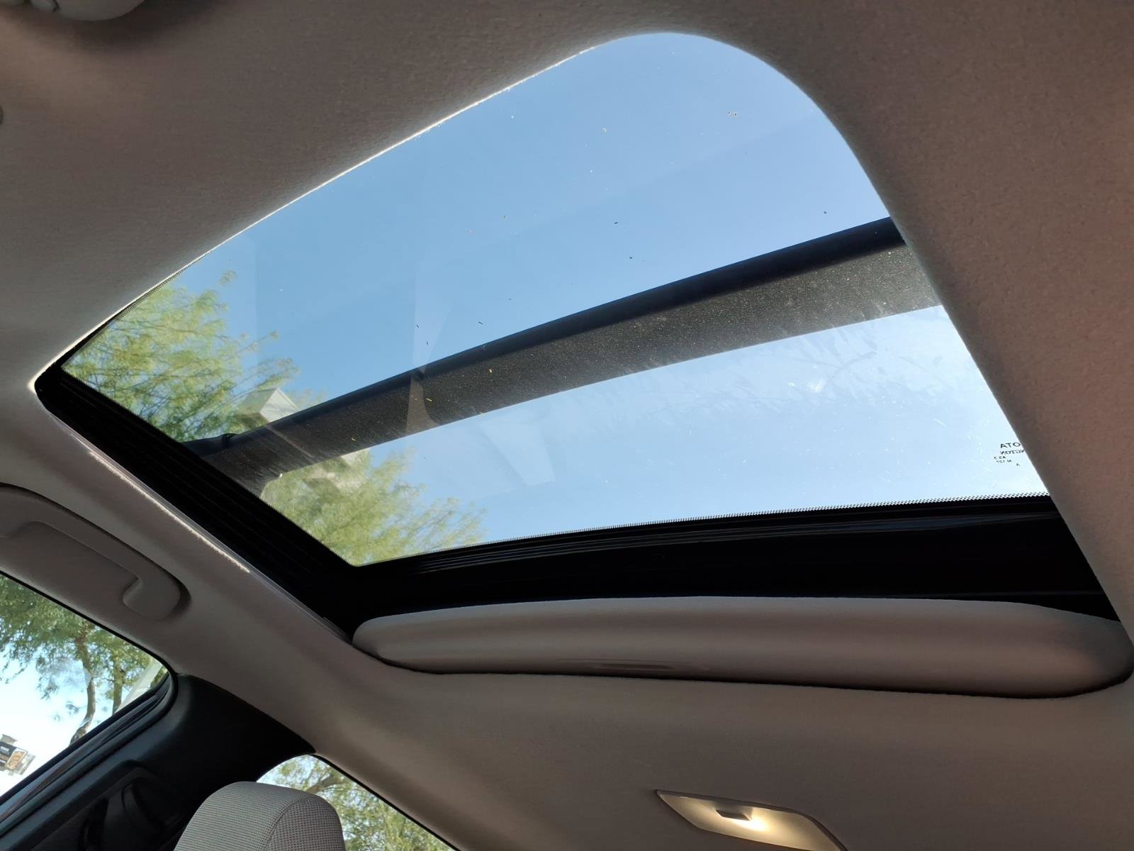 Used 2023 Toyota Corolla Cross LE w/ Moonroof Package FWD image 12