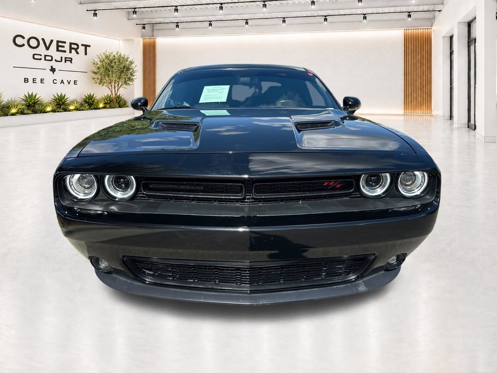 Used 2015 Dodge Challenger R/T Plus RWD image 3