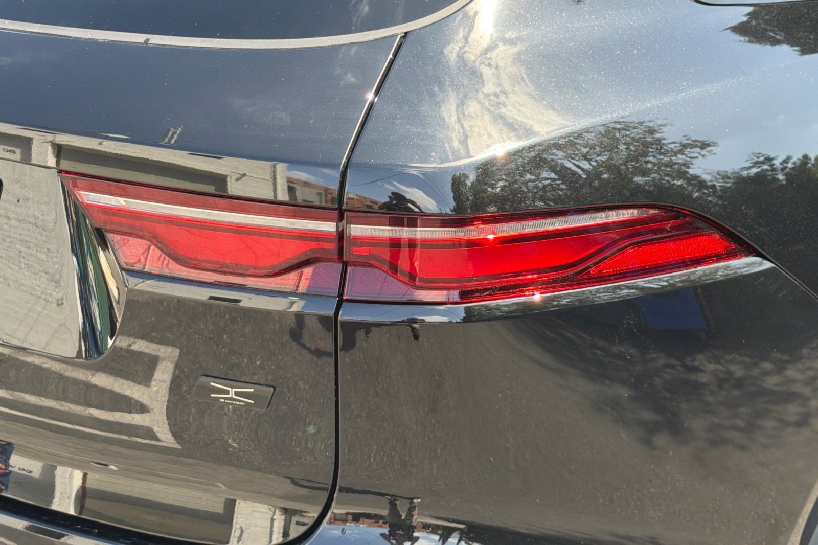 New 2026 Jaguar F-PACE R-Dynamic S AWD/4WD image 25