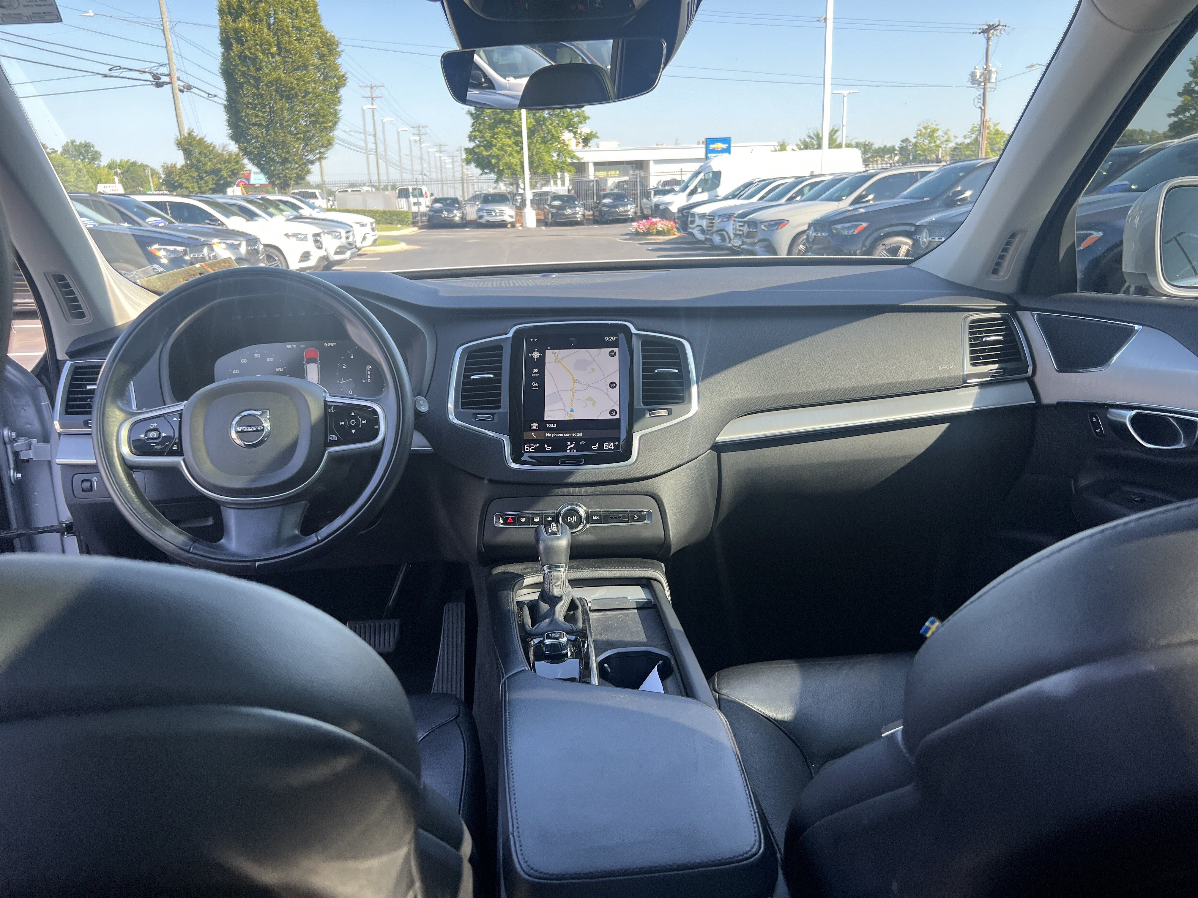 Used 2022 Volvo XC90 T5 Momentum w/ Climate Package FWD image 30