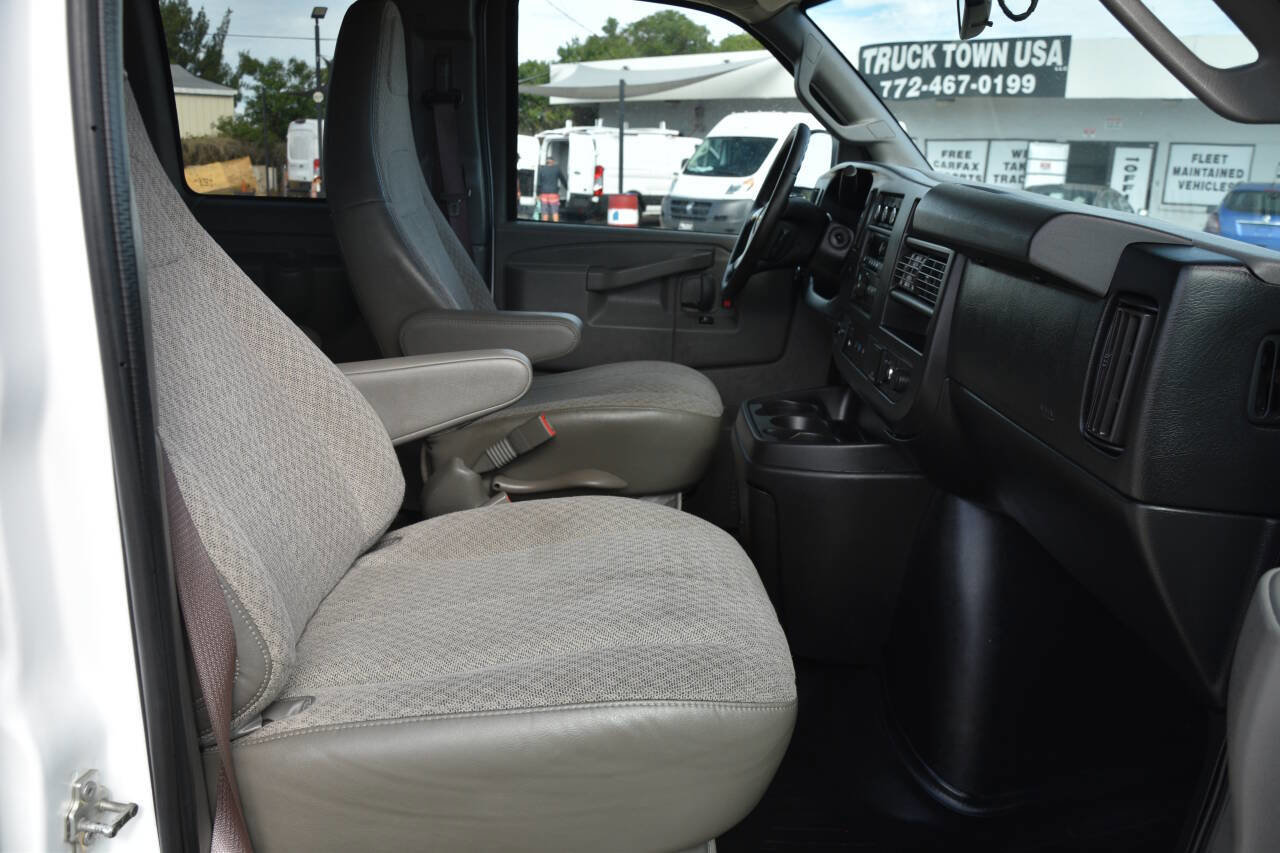 Used 2017 Chevrolet Express 2500 LS image 12