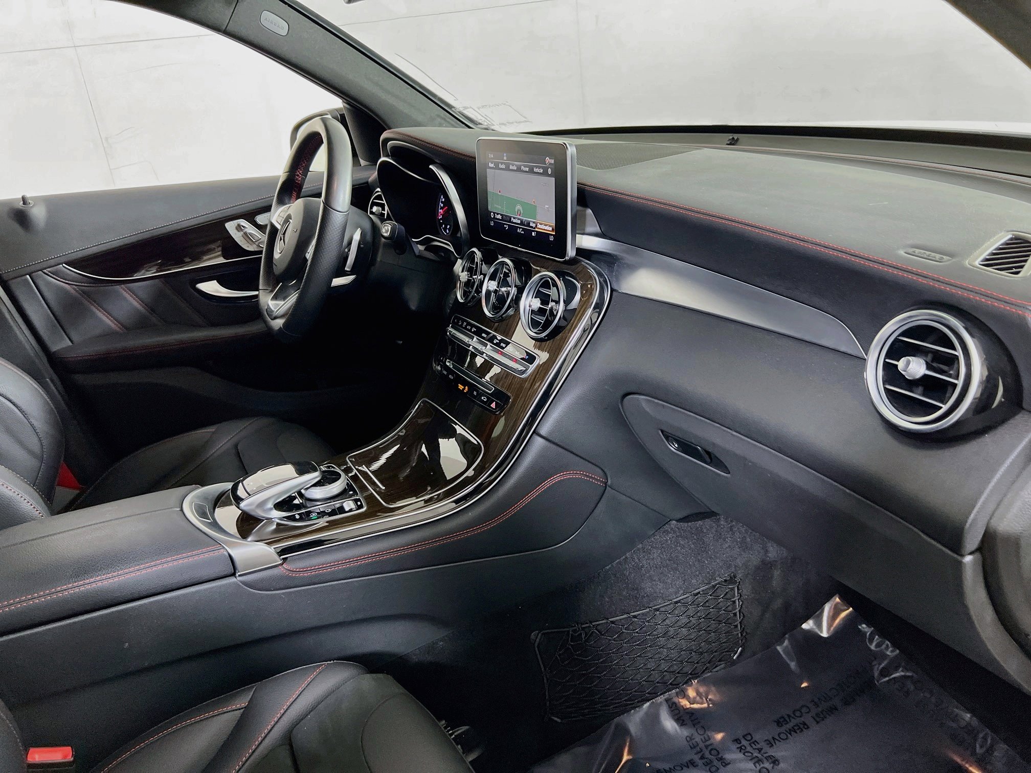 Used 2019 Mercedes-Benz GLC 43 AMG 4MATIC image 28