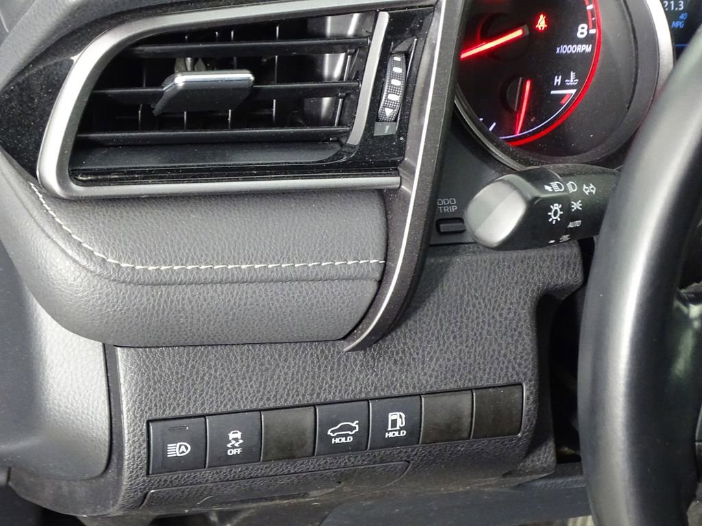 Used 2021 Toyota Camry XSE FWD image 17
