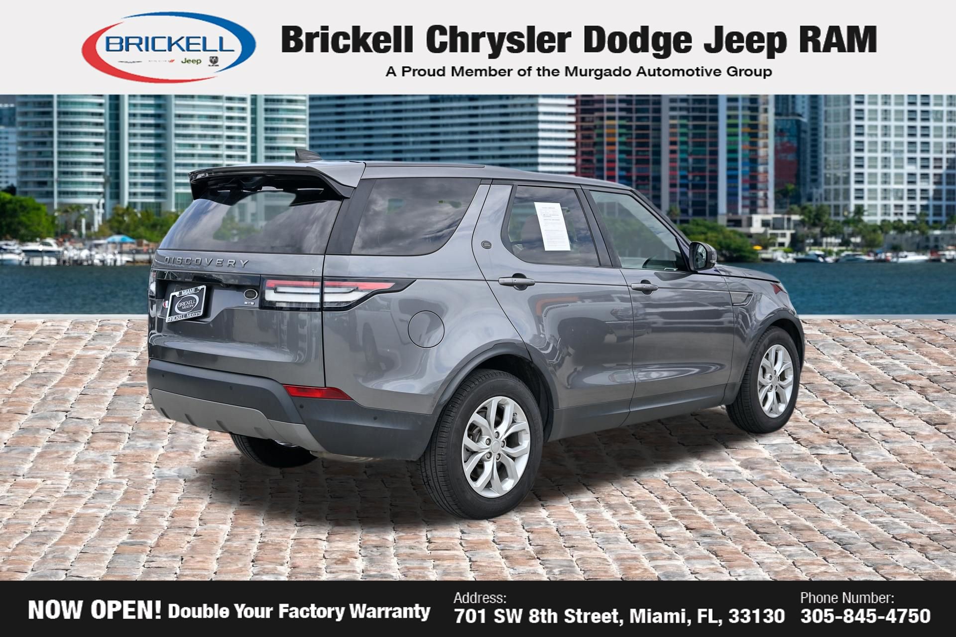 Used 2019 Land Rover Discovery SE AWD/4WD image 5