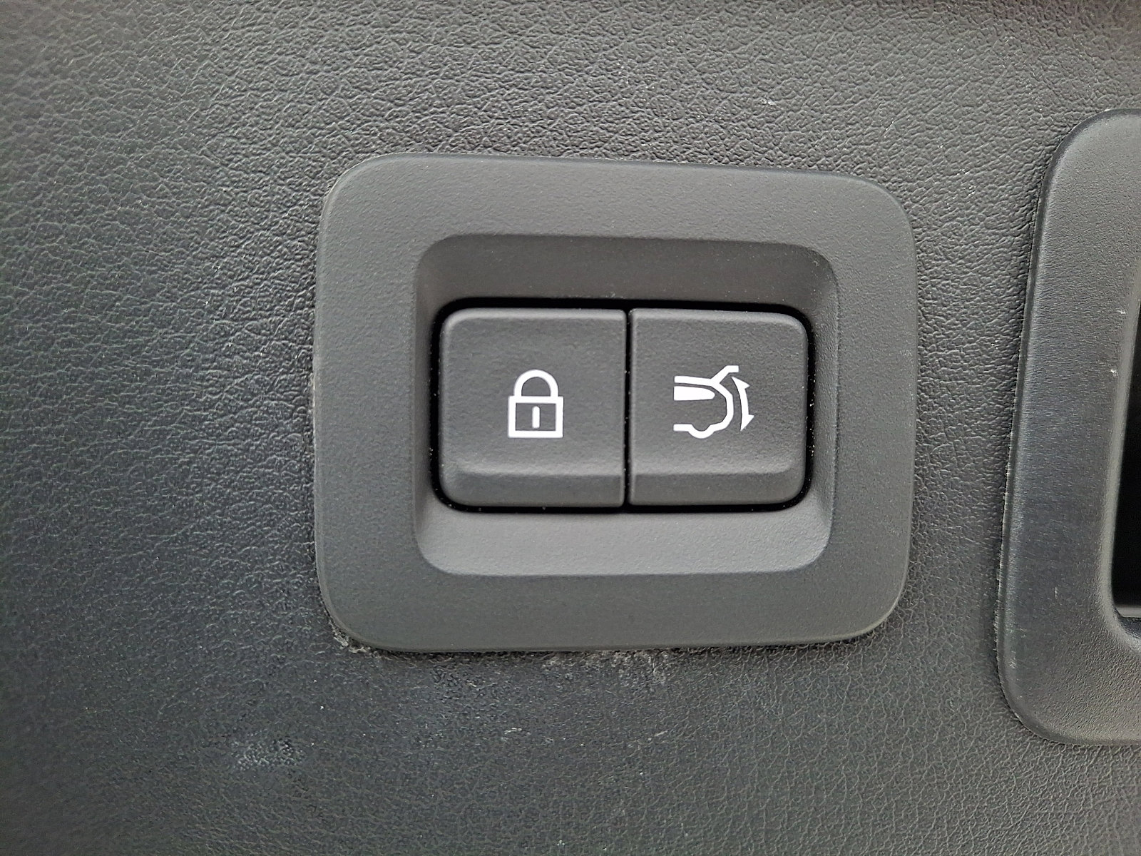 Used 2025 MAZDA CX-90 3.3 Turbo S w/ Premium Plus image 33