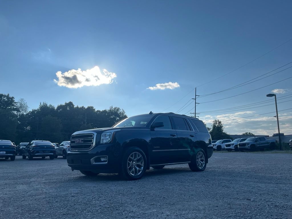 Used 2017 GMC Yukon SLE w/ SLE Value Package AWD/4WD image 2