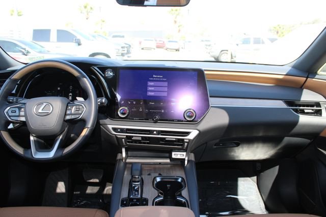 Certified 2025 Lexus RX 350 Premium FWD image 10