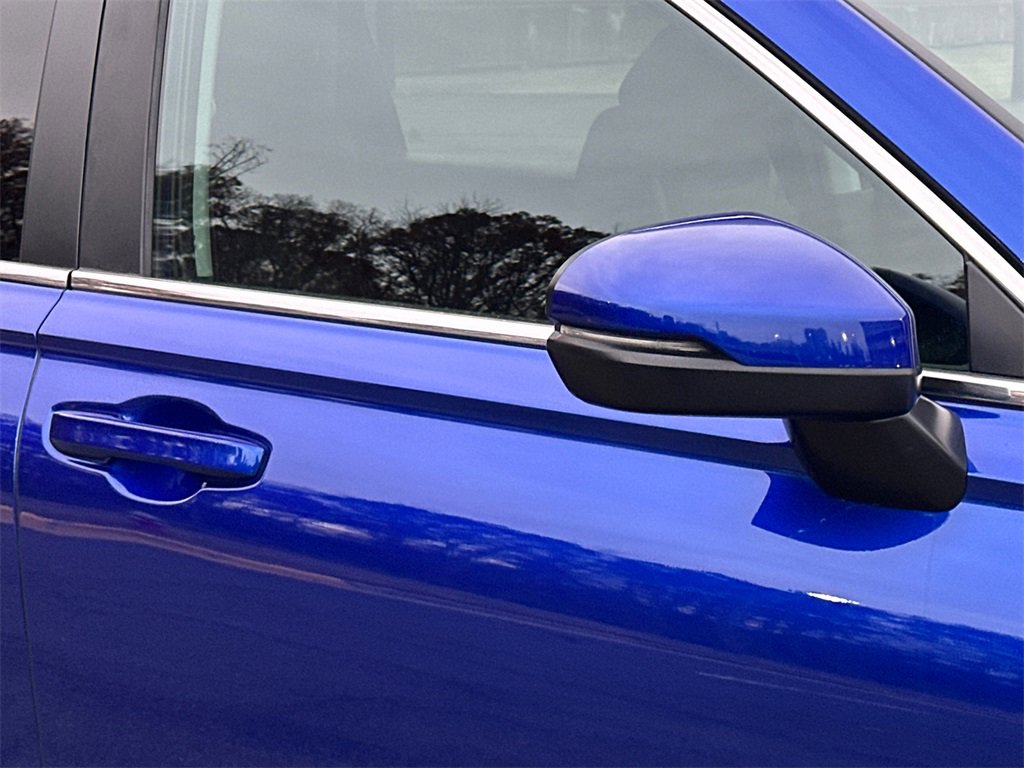 Used 2025 Honda CR-V LX image 6