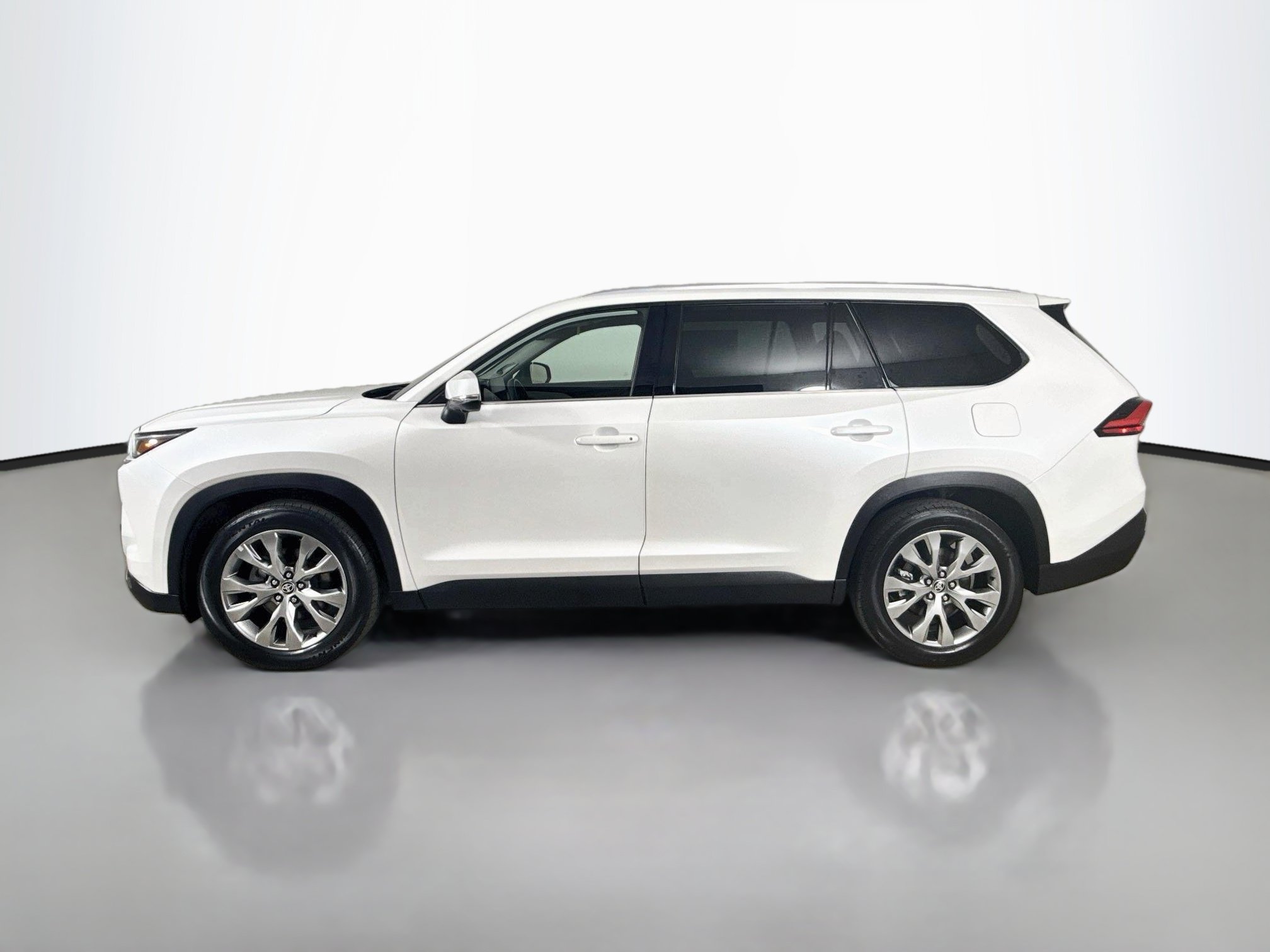 Certified 2024 Toyota Grand Highlander AWD Hybrid image 4