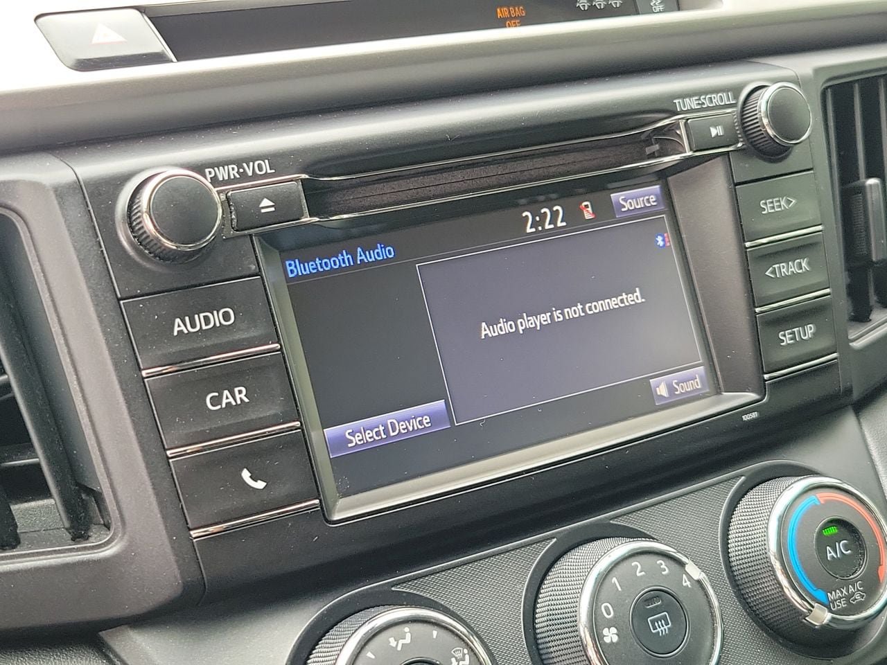 Used 2017 Toyota RAV4 LE FWD image 24