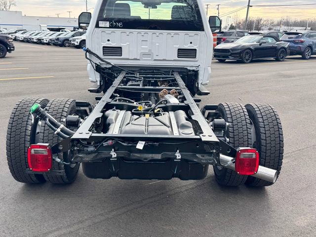 New 2025 Ford F550 4x4 Regular Cab Super Duty image 11