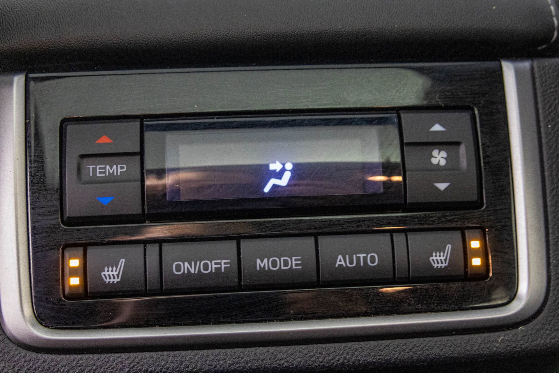 Used 2024 Subaru Ascent Limited w/ Technology Package AWD/4WD image 43