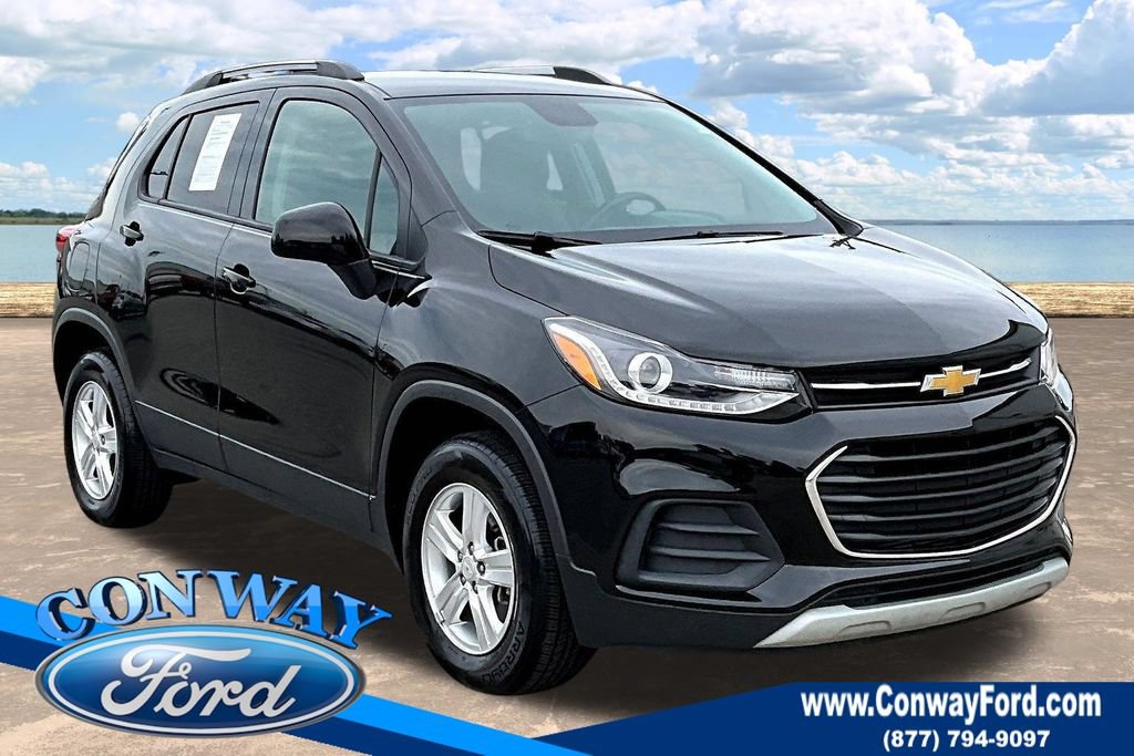 Used 2022 Chevrolet Trax LT w/ LT Convenience Package AWD/4WD image 1