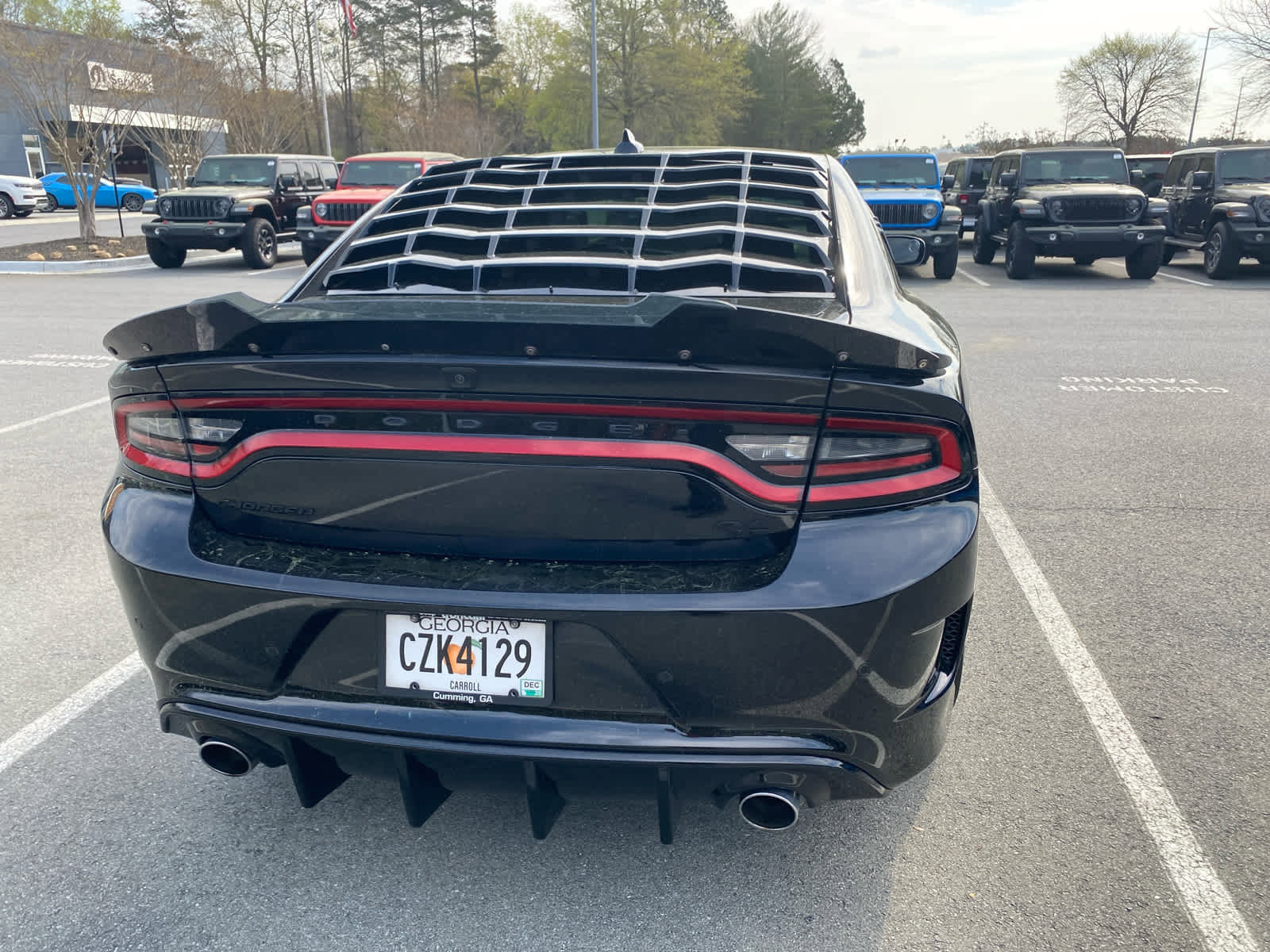 Used 2023 Dodge Charger R/T w/ Blacktop Package image 8