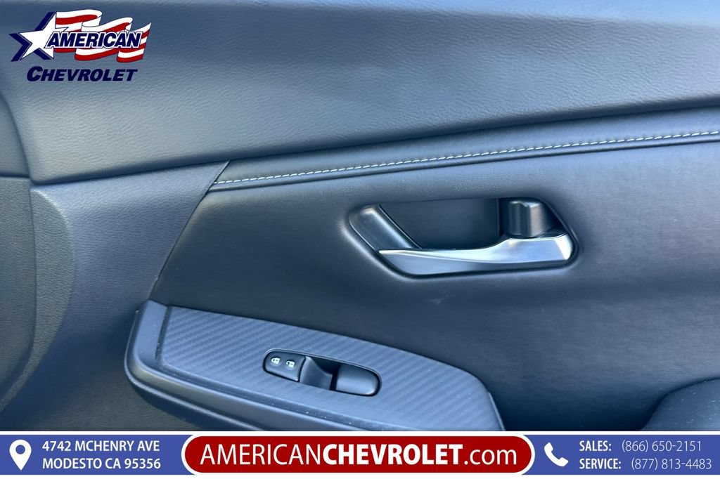 Used 2025 Nissan Sentra SV FWD image 22