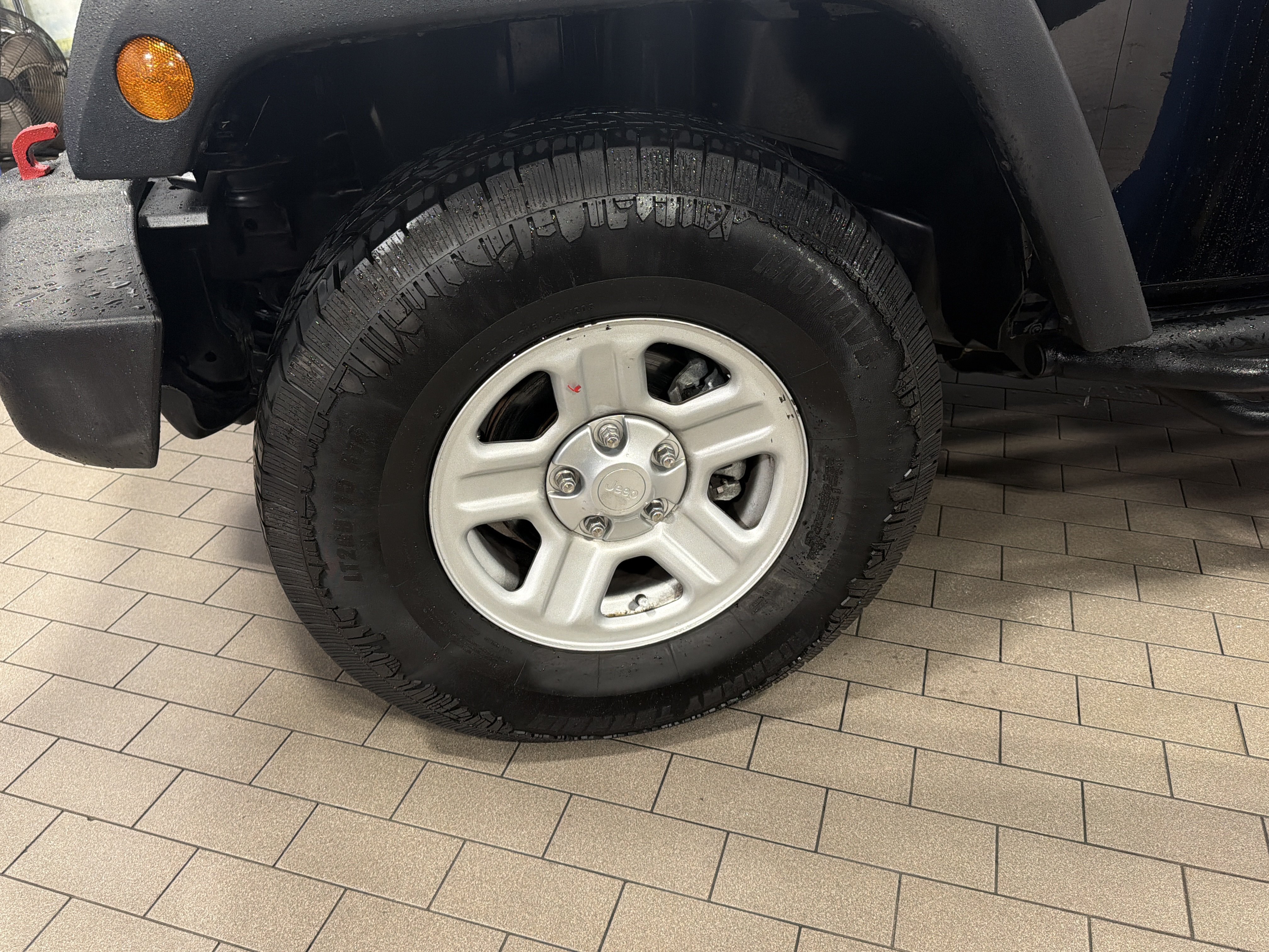 Used 2016 Jeep Wrangler Unlimited Sport w/ Connectivity Group AWD/4WD image 32