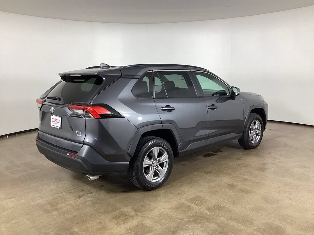 Used 2024 Toyota RAV4 XLE AWD/4WD image 8