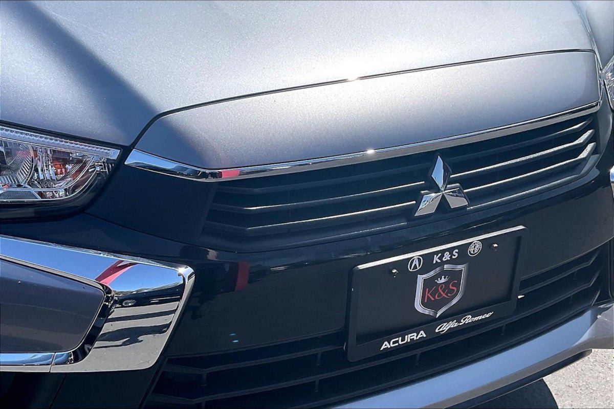 Used 2017 Mitsubishi Outlander Sport ES FWD image 28