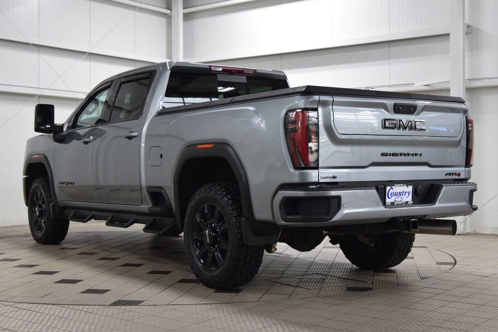 Used 2024 GMC Sierra 2500 AT4 w/ AT4 Preferred Package AWD/4WD image 6