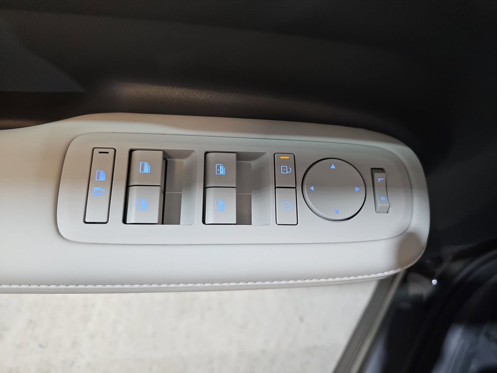 New 2026 Hyundai Santa Fe SEL FWD image 27