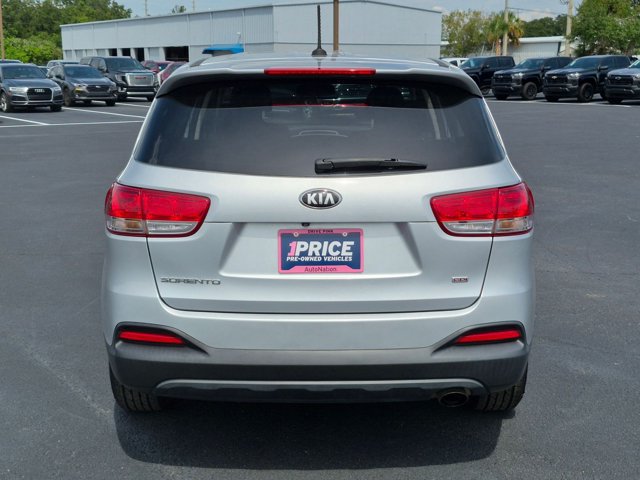 Used 2018 Kia Sorento L FWD image 6