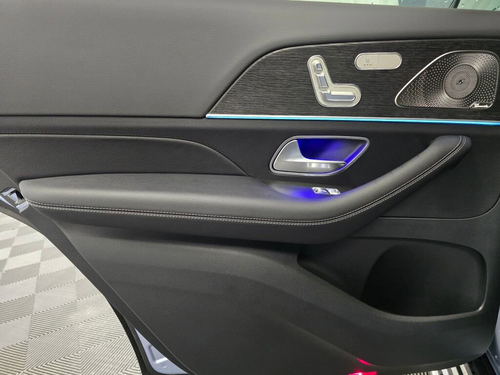 New 2026 Mercedes-Benz GLS 450 4MATIC image 22