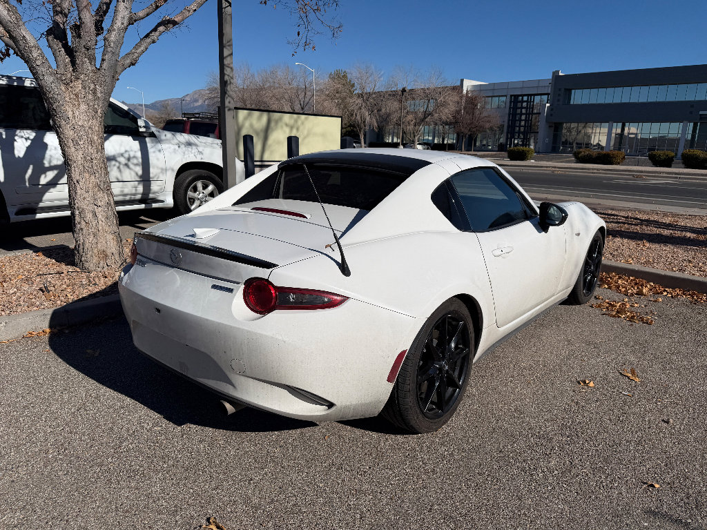 Used 2021 MAZDA MX-5 Miata RF Club image 3