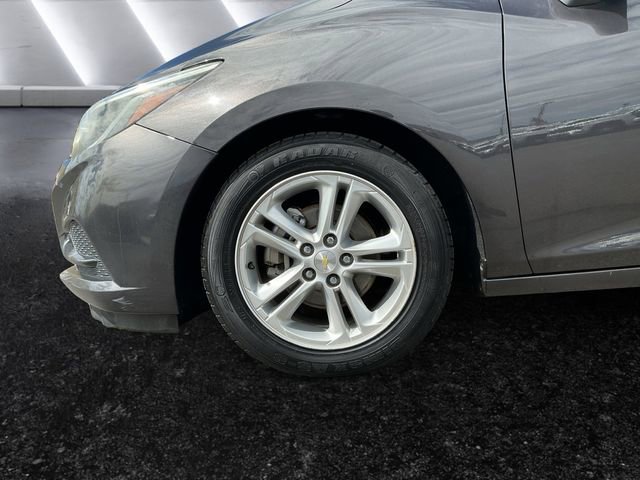 Certified 2017 Chevrolet Cruze LT FWD image 11