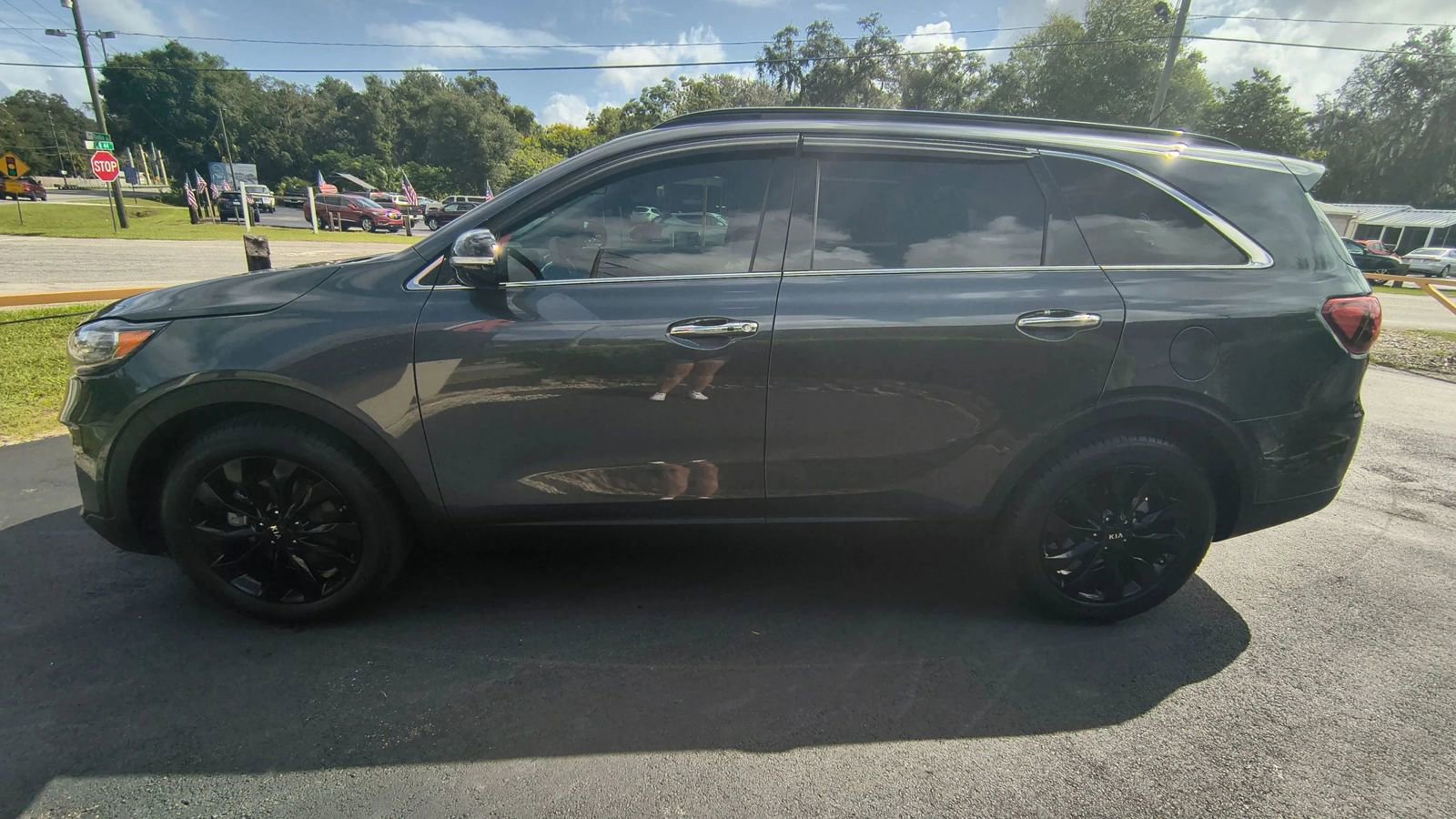 Used 2020 Kia Sorento S image 4