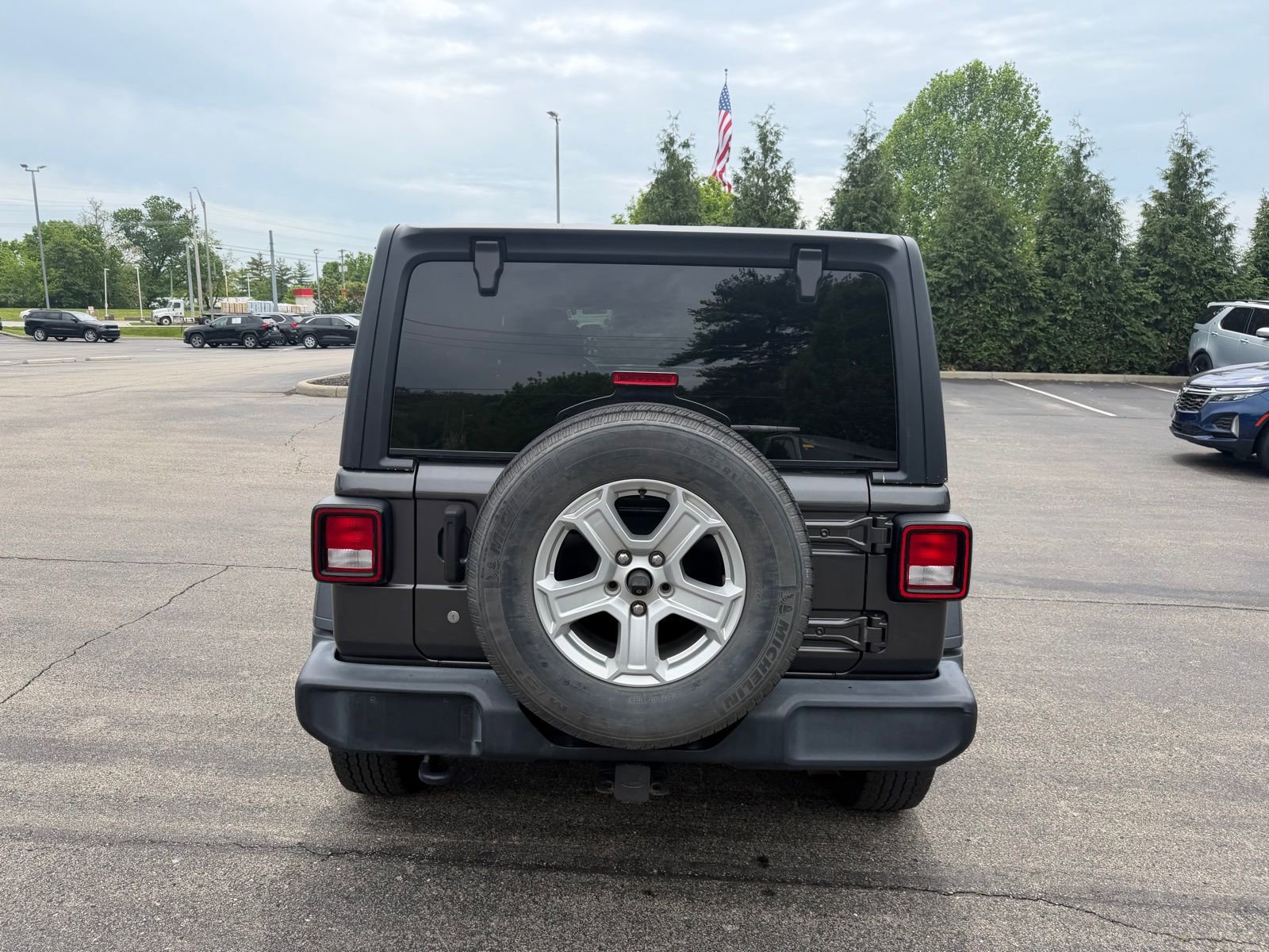 Used 2019 Jeep Wrangler Unlimited Sport S AWD/4WD image 4