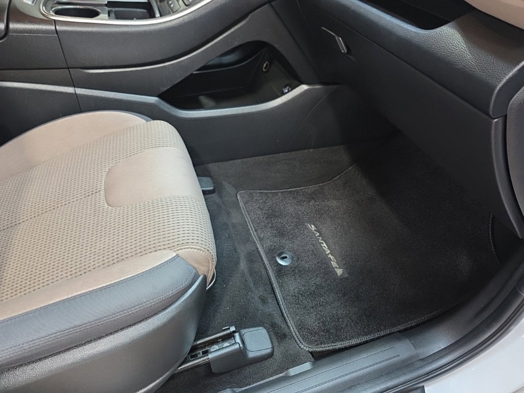 Used 2023 Hyundai Santa Fe Blue image 13