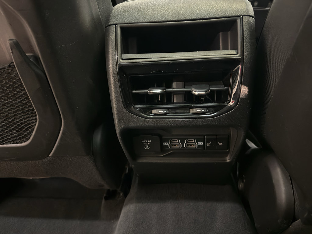 Used 2023 Jeep Grand Cherokee 4WD 4xe image 27