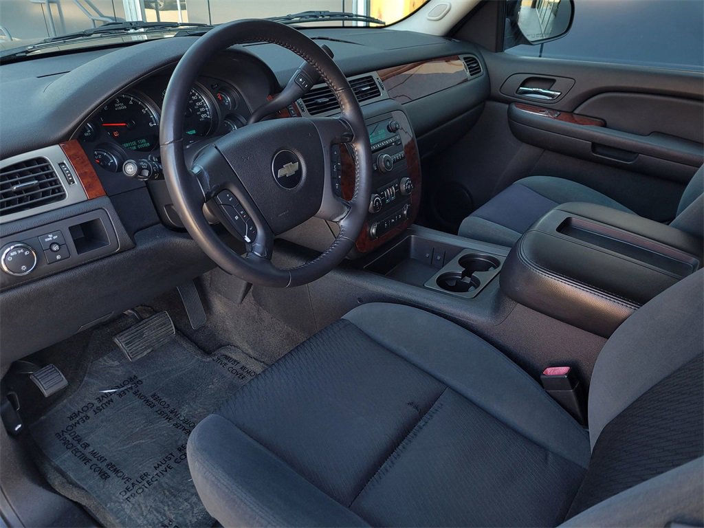 Used 2009 Chevrolet Tahoe LT w/ Convenience Package image 9