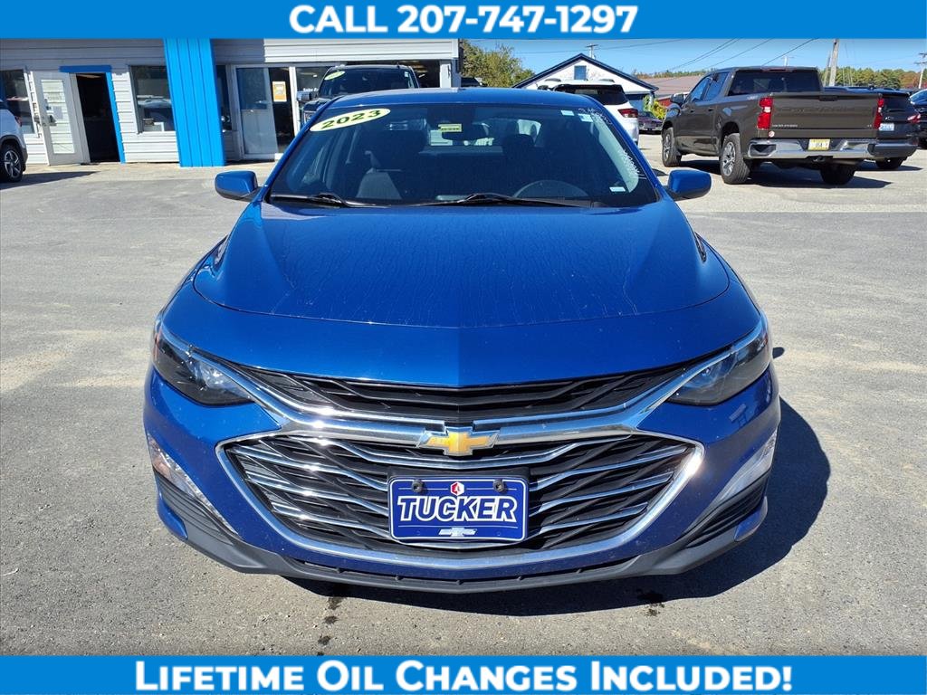 Used 2023 Chevrolet Malibu LT image 2
